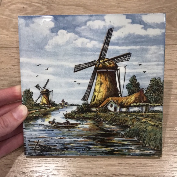 Dutch decorative tile - Picture 2 of 3
